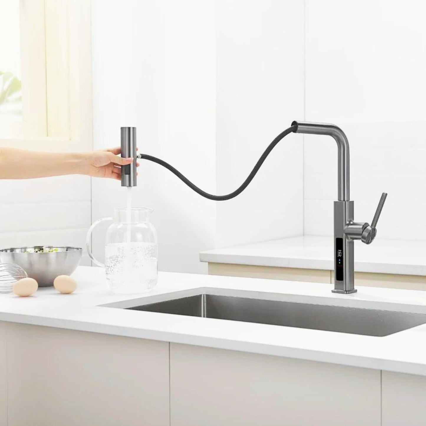 Dowler Single Handle Kitchen Faucet with Pull-Out Sprayer & LED Temperature Display-KF2403